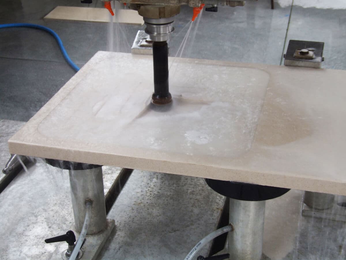 Creaciones en piedra a medida con Juan Pego